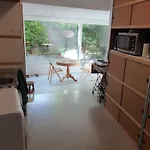 Studio Met Patio